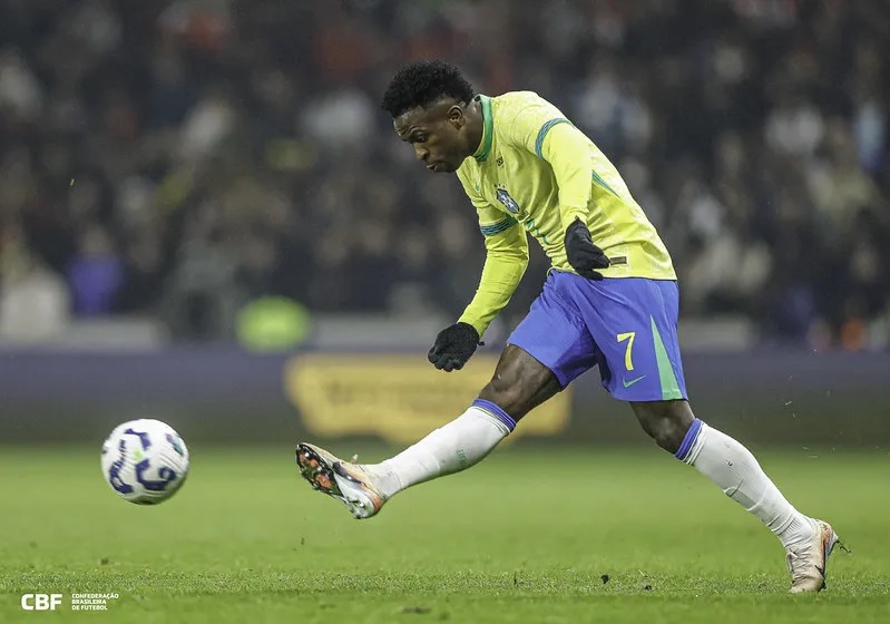 Vinicius Júnior na seleção brasileira - Foto: Rafael Ribeiro / CBF