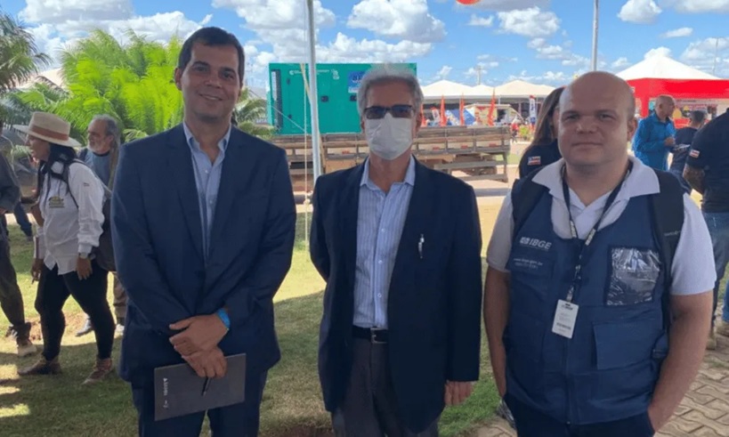 Técnicos da SEI e IBGE no dia da assinatura do acordo BA/TO durante a Bahia Farm Show em Luís Eduardo Magalhães – Foto: SEI/BA