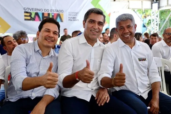 Jerônimo Rodrigues e Otoniel se aproximam - Foto: Divulgação