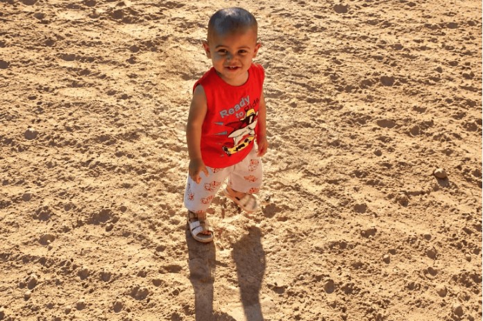 Polícia investiga afogamento de bebê de 1 ano na BA; família aponta acidente após menino cair em caixa d'água — Foto: Reprodução/Redes Sociais